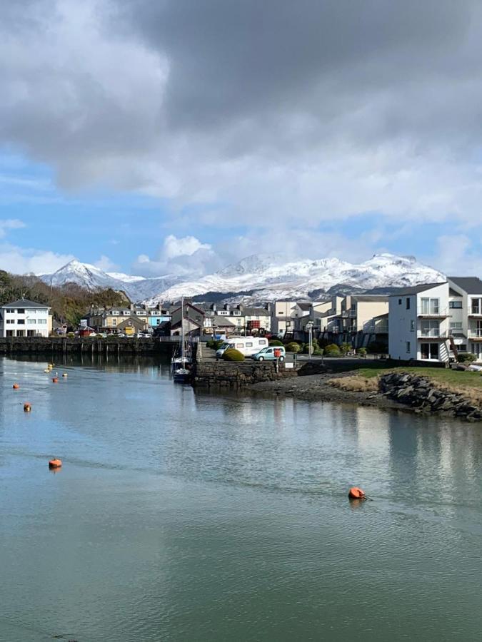 Portmadog, Oakley Wharf Apartman Porthmadog Kültér fotó
